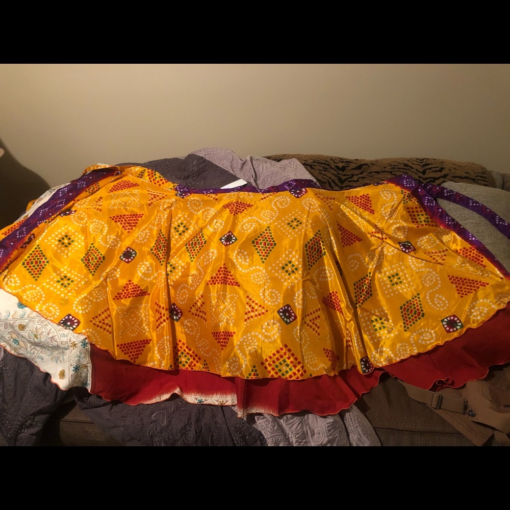 Wevez REG sz, Med length silk sari wrap skirt NWT